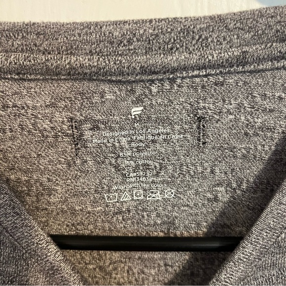 Mens Fabletics The Front Row Tee Shirt - Gray - Picture 4 of 7